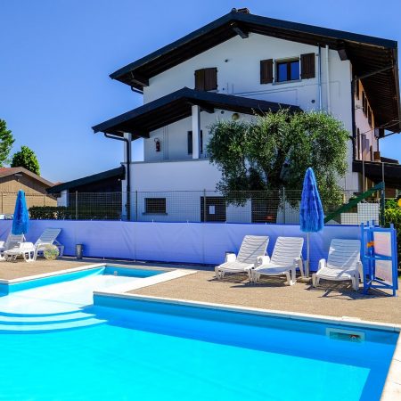 POOL AND RESTAURANT site